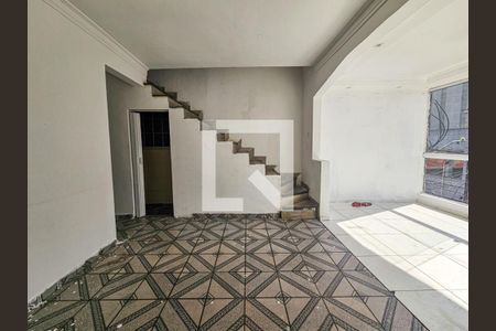 Sala de casa para alugar com 2 quartos, 100m² em Jardim Casablanca, São Paulo