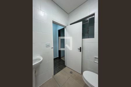 Banheiro de casa de condomínio para alugar com 1 quarto, 34m² em Jardim Vergueiro (sacoma), São Paulo