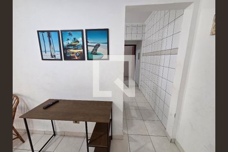 Sala de apartamento para alugar com 1 quarto, 52m² em Aviação, Praia Grande