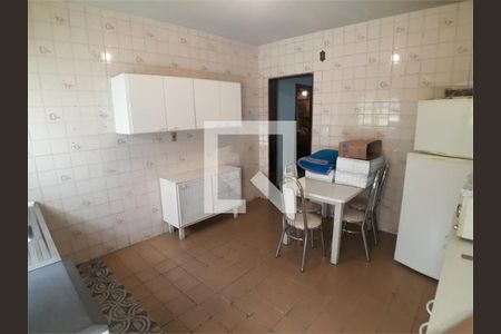 Casa à venda com 6 quartos, 294m² em Sítio do Morro, São Paulo