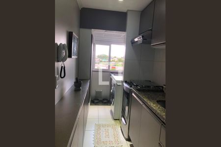 Cozinha de apartamento à venda com 2 quartos, 53m² em Passo do Feijó, Porto Alegre