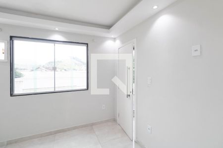Quarto 1 de casa para alugar com 3 quartos, 200m² em Santíssimo, Rio de Janeiro