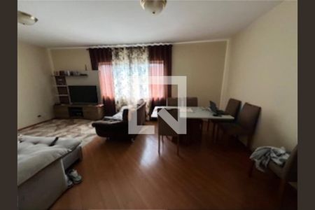 Casa à venda com 3 quartos, 250m² em Vila Romero, São Paulo