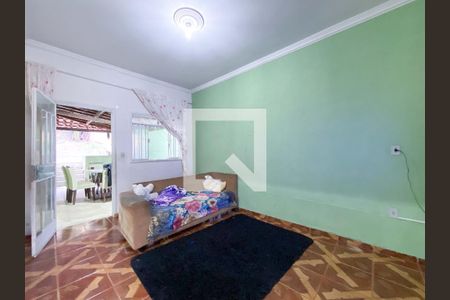 Sala de casa à venda com 2 quartos, 110m² em Lindéia, Contagem