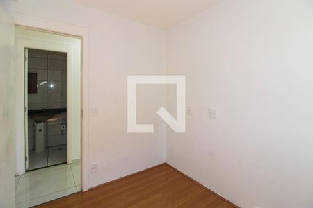 Quarto 1 de apartamento para alugar com 2 quartos, 42m² em Parque Reboucas, São Paulo