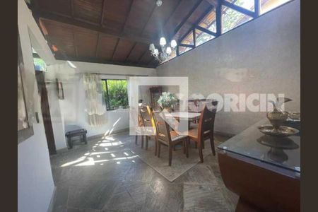 Casa à venda com 3 quartos, 118m² em Pitangueiras, Rio de Janeiro