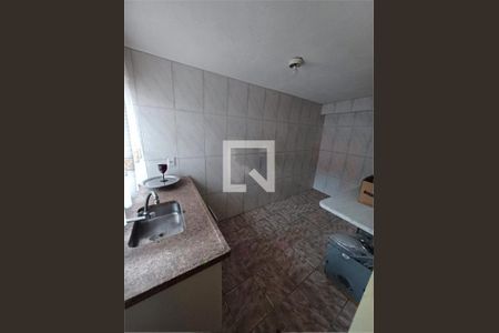 Casa à venda com 3 quartos, 170m² em Jardim Mutinga, São Paulo
