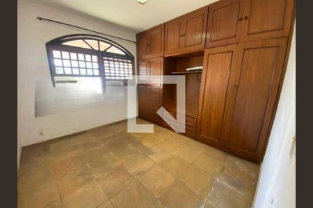 Casa à venda com 3 quartos, 238m² em Pitangueiras, Rio de Janeiro