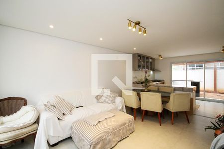 Sala de casa de condomínio para alugar com 4 quartos, 169m² em Granja Viana, Cotia
