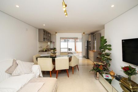 Sala de casa de condomínio para alugar com 4 quartos, 169m² em Granja Viana, Cotia