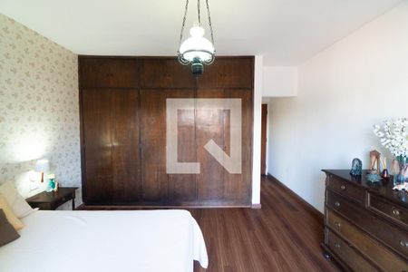 Suite de casa à venda com 3 quartos, 224m² em Vila Alexandria, São Paulo