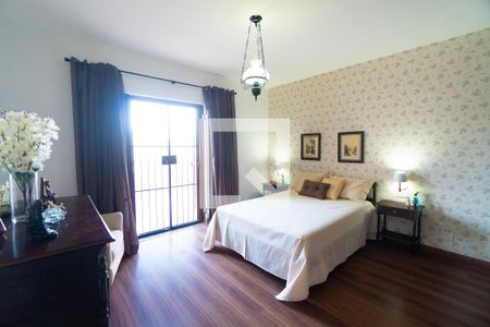 Suite de casa à venda com 3 quartos, 224m² em Vila Alexandria, São Paulo