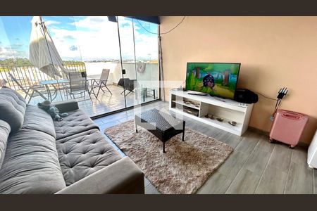 Sala  de casa para alugar com 2 quartos, 300m² em Jardim Alice, Guarulhos