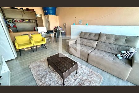 Sala de casa para alugar com 2 quartos, 300m² em Jardim Alice, Guarulhos