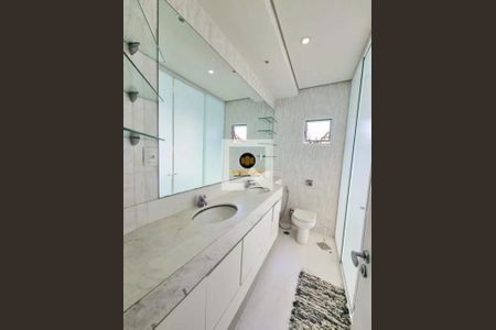 Casa à venda com 3 quartos, 350m² em Jardim Paulista, São Paulo