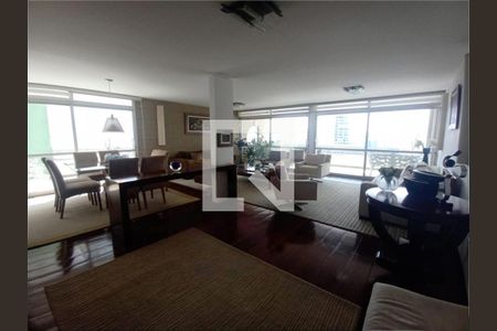 Casa à venda com 5 quartos, 538m² em Jardim Sao Bento, São Paulo