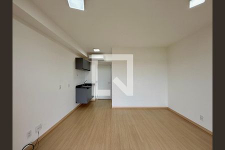 Quarto de kitnet/studio à venda com 1 quarto, 27m² em Santo Amaro, São Paulo