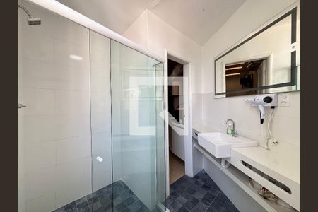 Banheiro social de apartamento à venda com 1 quarto, 31m² em Centro, Rio de Janeiro