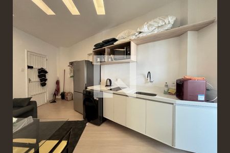 Sala/cozinha de apartamento à venda com 1 quarto, 31m² em Centro, Rio de Janeiro