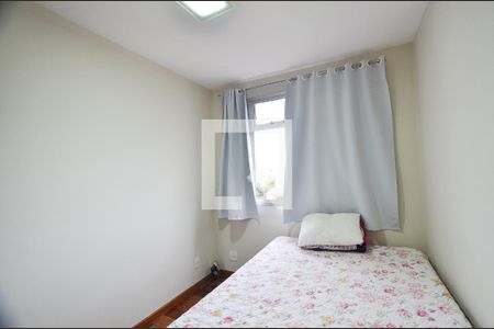 Quarto1 de apartamento à venda com 3 quartos, 70m² em Pompéia, Belo Horizonte