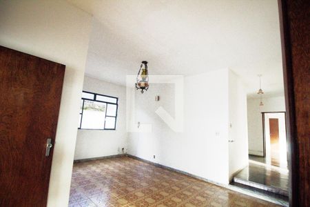 Sala de estar - 1° Piso  de casa para alugar com 6 quartos, 460m² em Caiçaras, Belo Horizonte