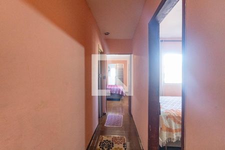 Corredor de casa à venda com 2 quartos, 102m² em Jardim Rubilene, Diadema