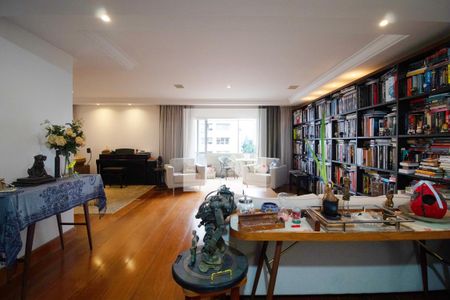 Apartamento à venda com 4 quartos, 300m² em Paraíso, São Paulo