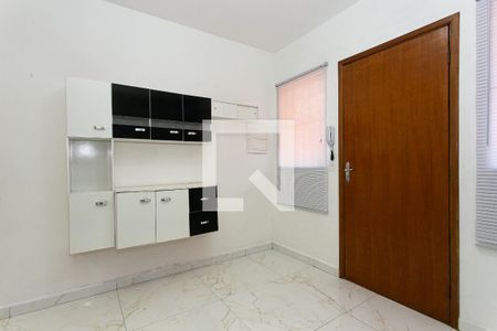 Cozinha de apartamento para alugar com 1 quarto, 37m² em Chácara Califórnia, São Paulo