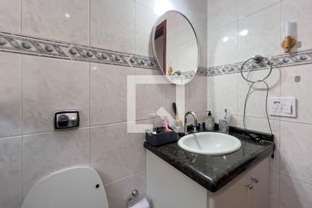 Banheiro do quarto 1 de casa à venda com 3 quartos, 200m² em Vila Dom Pedro I, São Paulo