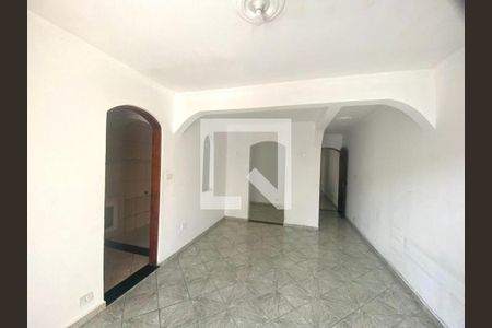 Foto 05 de casa à venda com 4 quartos, 125m² em Jardim Las Vegas, Santo André