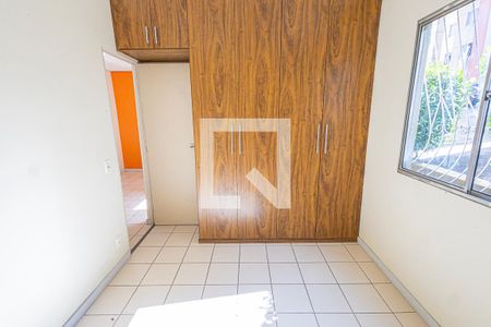 quarto 2 de apartamento à venda com 2 quartos, 60m² em Heliópolis, Belo Horizonte