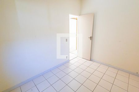 quarto 1 de apartamento à venda com 2 quartos, 60m² em Heliópolis, Belo Horizonte
