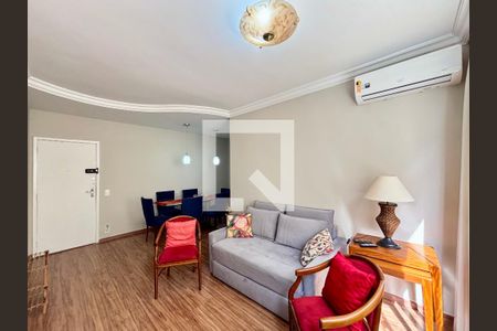 Sala de apartamento para alugar com 2 quartos, 75m² em Copacabana, Rio de Janeiro