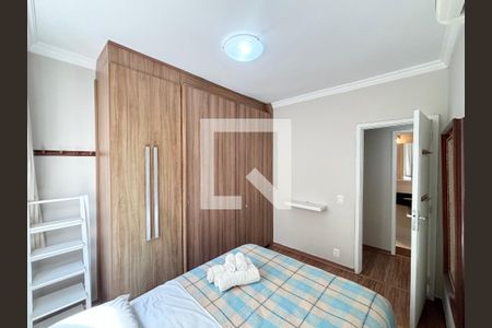 Quarto 1 de apartamento para alugar com 2 quartos, 75m² em Copacabana, Rio de Janeiro