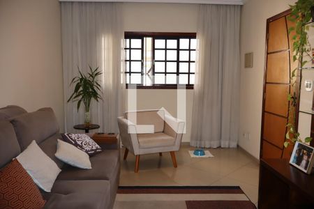Sala de casa à venda com 3 quartos, 132m² em Jardim Vila Formosa, São Paulo