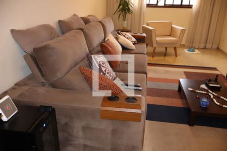 Sala de casa à venda com 3 quartos, 132m² em Jardim Vila Formosa, São Paulo