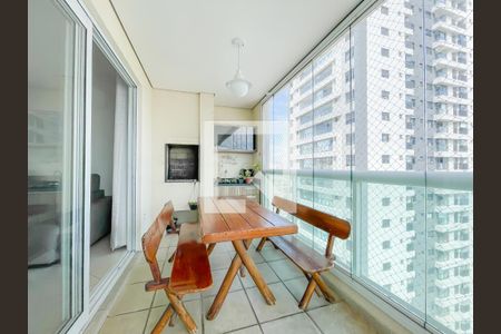 Sacada de apartamento à venda com 3 quartos, 155m² em Vila Osasco, Osasco