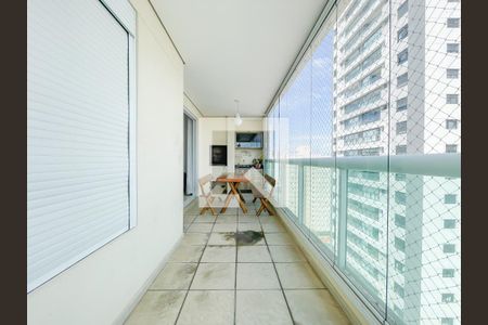 Sacada de apartamento à venda com 3 quartos, 155m² em Vila Osasco, Osasco