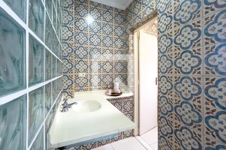 Banheiro do quarto 1 de casa para alugar com 2 quartos, 100m² em Vila Mariana, São Paulo