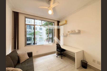 Quarto 1 de apartamento para alugar com 3 quartos, 110m² em Copacabana, Rio de Janeiro