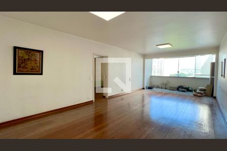 Sala de apartamento à venda com 2 quartos, 128m² em Jardim Paulistano, São Paulo