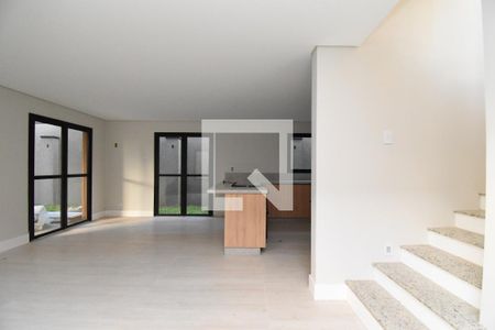 Sala/Cozinha de casa de condomínio para alugar com 3 quartos, 170m² em Bacacheri, Curitiba