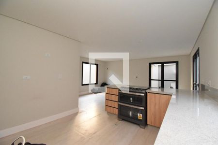 Sala/Cozinha de casa de condomínio para alugar com 3 quartos, 170m² em Bacacheri, Curitiba