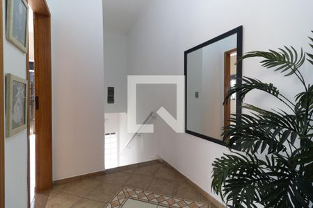 Corredor de casa à venda com 3 quartos, 135m² em Vila Dom Pedro I, São Paulo