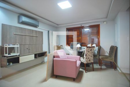 Sala 1 de casa para alugar com 4 quartos, 144m² em Passo das Pedras, Porto Alegre