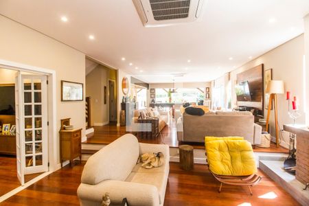 Sala  de casa de condomínio à venda com 4 quartos, 680m² em Residencial Zero (tambore), Santana de Parnaíba
