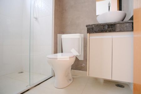 Banheiro de kitnet/studio para alugar com 1 quarto, 32m² em Vila Gomes Cardim, São Paulo