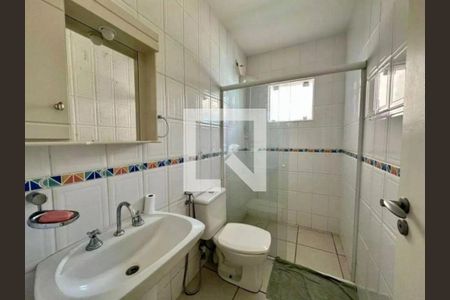 Banheiro de casa para alugar com 5 quartos, 220m² em Barra da Lagoa, Florianópolis