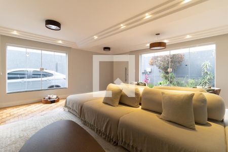 Sala de casa à venda com 5 quartos, 300m² em Vila Brasilina, São Paulo