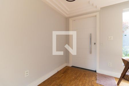 Sala de casa à venda com 5 quartos, 300m² em Vila Brasilina, São Paulo